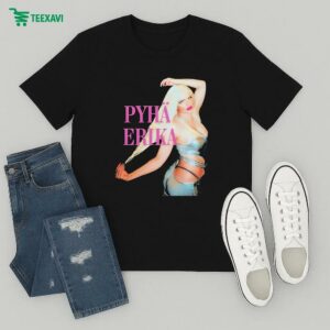 Erika Vikman Pyhä Erika T-Shirt