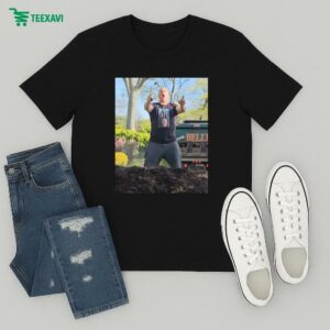 Official Feiner Mulch Company King Of The Mulch Photo T-Shirt