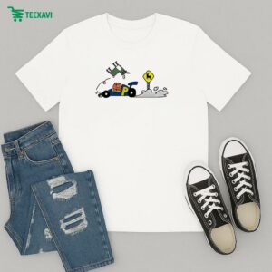 Official Indiana Pacers Drive Thru The Milwaukee Bucks Mascot T-Shirt