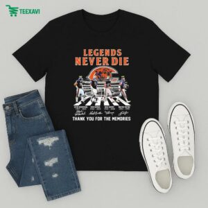 Steve Mcmichael Dick Butkus Gale Sayers Walter Payton Chicago Bears Legends Never Die Thank You For The Memories Road Abbey Signatures T-Shirt