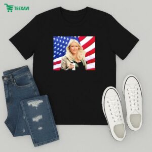 Support For Karoline Leavitt American Flag T-Shirt