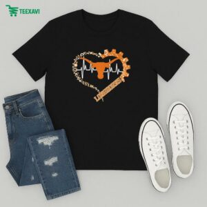 Texas Longhorns Engineering Heartbeats Nurses T-Shirt