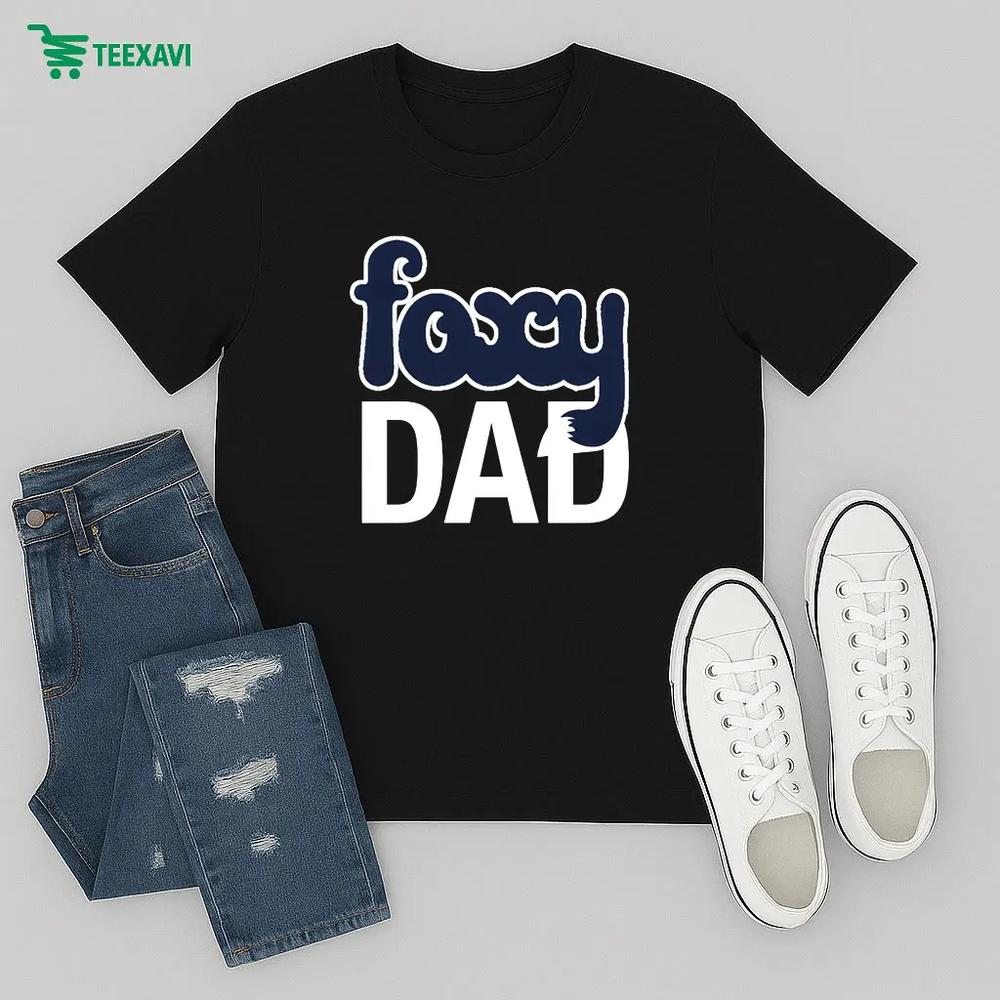 Nick Wilde Wearing Foxy Dad – T-shirt Nick Wilde Wearing Foxy Dad – T-shirt